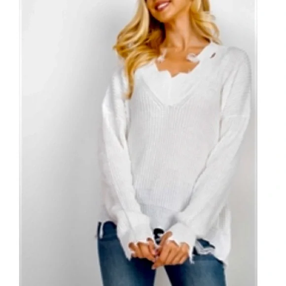 ✨THE PERFECT WEIGHT WHITE V-NECK DISTRESSED KNIT SWEATER-NEW‎ - Picture 5 of 9